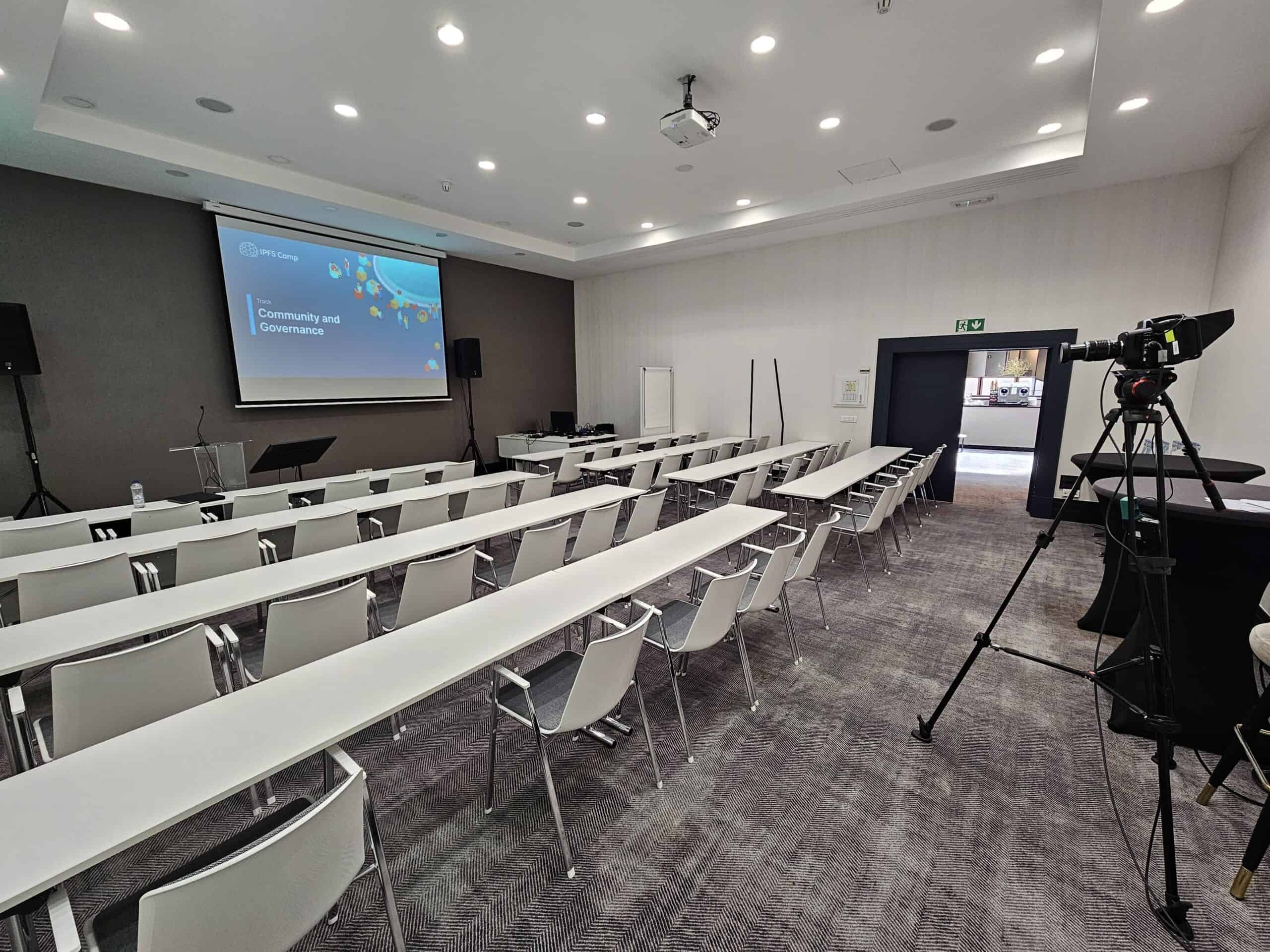 Presentation room white